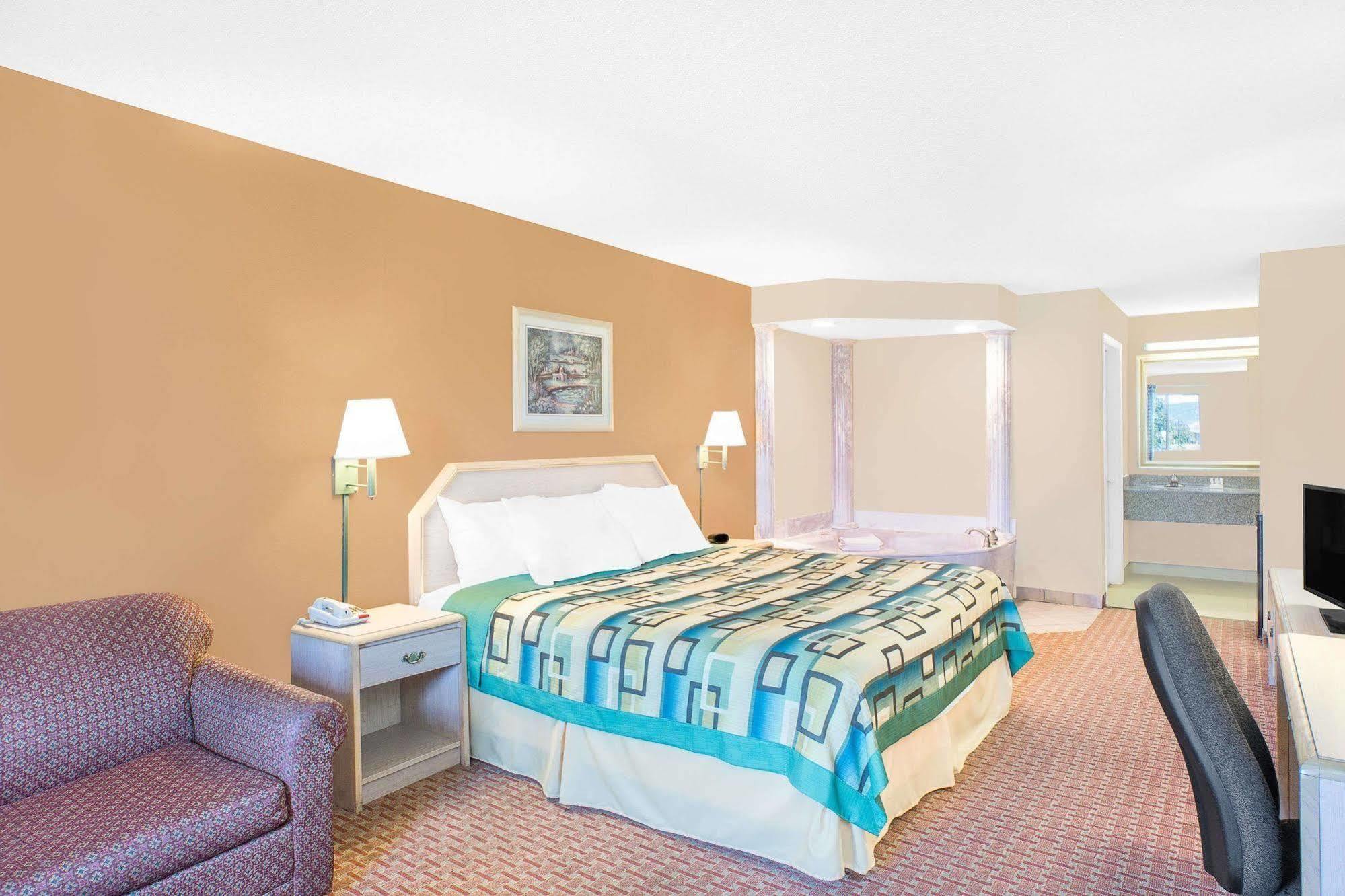 Days Inn By Wyndham Hamilton Εξωτερικό φωτογραφία